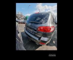 Ricambi Hyundai Santa Fe 2.2 Diesel 2008 D4EB - 4