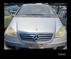 Ricambi Mercedes Classe A w169 2006 180CDI 640940