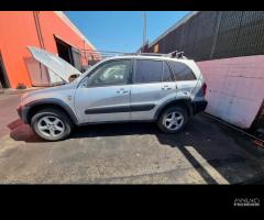 Ricambi Toyota Rav 4 2004 2.0 D-4D 1CDFTV - 2