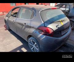 Ricambi Peugeot 208 1.4 HDI 8V 2013 8H01 - 3