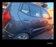 Ricambi Hyundai i10 2013 1.1 benzina G4HG