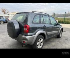 TOYOTA RAV4 per ricambi usati 1CDFTV - 7