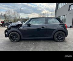 MINI ONE F56 3 PORTE per ricambi usati B38A15A - 4