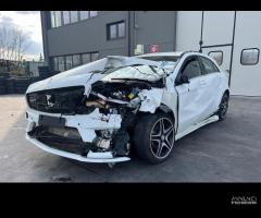 MERCEDES-BENZ A180 W176 per ricambi usati K9K