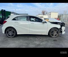 MERCEDES-BENZ A180 W176 per ricambi usati K9K - 8