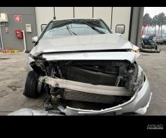 MERCEDES-BENZ B180 W246 per ricambi usati 651901