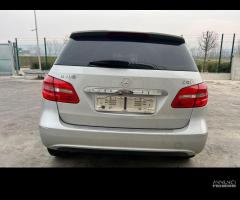 MERCEDES-BENZ B180 W246 per ricambi usati 651901 - 6