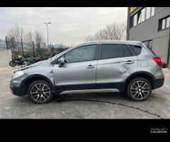 SUZUKI S-CROSS per ricambi usati M16A - 4