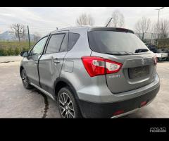 SUZUKI S-CROSS per ricambi usati M16A