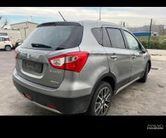 SUZUKI S-CROSS per ricambi usati M16A - 7