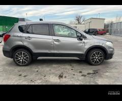 SUZUKI S-CROSS per ricambi usati M16A - 8