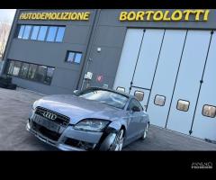 AUDI TT MK2 8J per ricambi usati BWA - 1