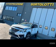 PEUGEOT 5008 7 POSTI per ricambi usati YH01 - 1