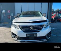 PEUGEOT 5008 7 POSTI per ricambi usati YH01