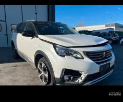 PEUGEOT 5008 7 POSTI per ricambi usati YH01 - 9