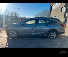 OPEL ASTRA K  TOURER per ricambi usati B16DTE