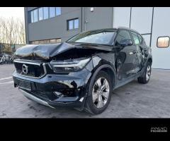 VOLVO XC40 T4 per ricambi usati B4204T47 - 3