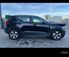 VOLVO XC40 T4 per ricambi usati B4204T47 - 8