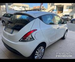 Lancia Ypsilon 1.3 MJT 16V 95 CV 5 porte S&S Plati - 4