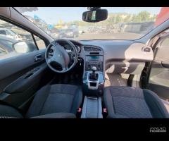 Ricambi Peugeot 5008 1.6 HDI 2010 - 6