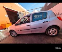 Ricambi Renault Clio 2007 1.2 Benzina D4FD7 - 2