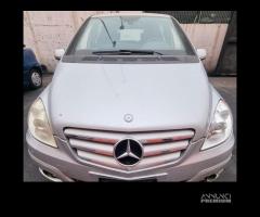 Ricambi Mercedes Classe B T245 200CDI 640941