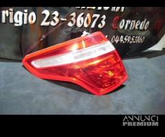 FARO POST. SX Citroen C4 Picasso 07-13 9653547580