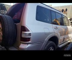 Ricambi Mitsubishi Pajero Gls 3.2 16V DI-D 4M41