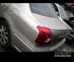 Pezzi di ricambio Toyota Avensis