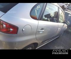 Ricambi Seat Ibiza 5 porte anno:2003 - 2