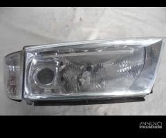 FARO ANTERIORE DESTRO SKODA Octavia Berlina 2Â° Se - 1