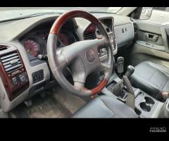 Ricambi Mitsubishi pajero 3.2 16V DI-D 4M41