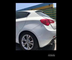 Ricambi Alfa Giulietta 1.6 JTDM-2 2013 940a3000