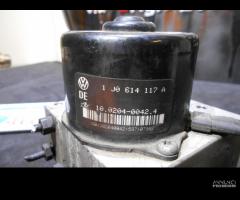 Centralina pompa abs volkswagen golf iv 1j0907379 - 2