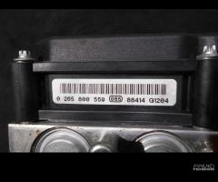 Centralina pompa abs renault clio iii 8200747140 - 3