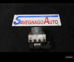 Centralina pompa abs renault clio ii 8200229137