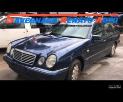 Ricambi usati MERCEDES BENZ CLASSE E 200 W210