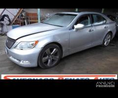 Lexus ls 460 2006-2012 per pezzi di ricambio usati