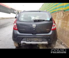 Ricambi Dacia Sandero Stepway Anno:2011 1.5 DCI