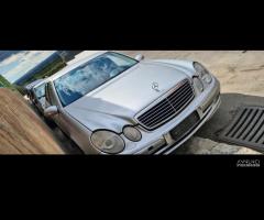 Ricambi Mercedes Benz Classe E W211