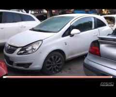 Ricambi usati opel corsa 1.2 b 2006-2014 - 1