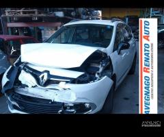 Ricambi usati renault scenic 7 posti 1.6 dci kw 96 - 1