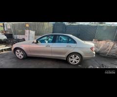 Ricambi Mercedes classe C W204 2008 220 CDI 646811