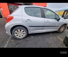 Ricambi Peugeot 207 2007 1.4 HDI 8HZ - 4