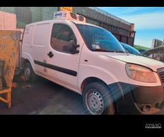 Ricambi Fiat Doblò Cargo 2008 1.3 Mtj 199A2000 - 2