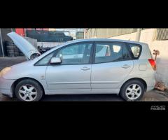 Ricambi Toyota Corolla Verso 2003 2.0 TDI 1CDFTV - 2