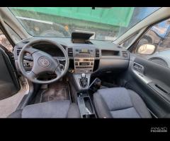 Ricambi Toyota Corolla Verso 2003 2.0 TDI 1CDFTV