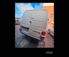 Ricambi Volkswagen Transporter 2002 2.5 AJT