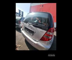 Ricambi Mercedes Classe A w169 2007 180CDI 640940