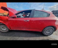 Alfa romeo Giulietta2015 1.4 Turbobenzina 940B8000